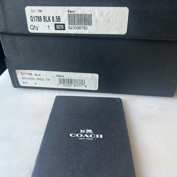 🥀 Coach Tea Rose Black Heels/Sandals - Picture 10 of 16